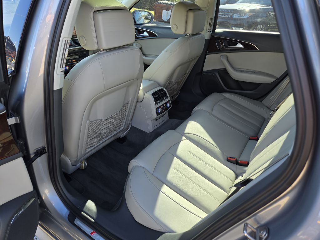 Photo 29 of this AUDI A6