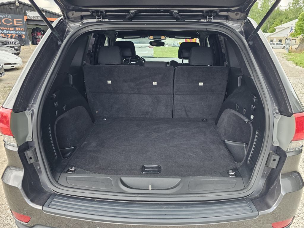 Photo 14 of this JEEP GRAND CHEROKEE