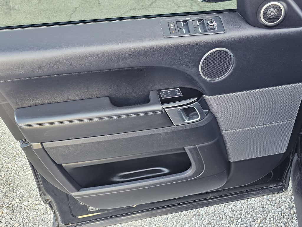 Photo 29 of this LAND ROVER RANGE ROVER SPO