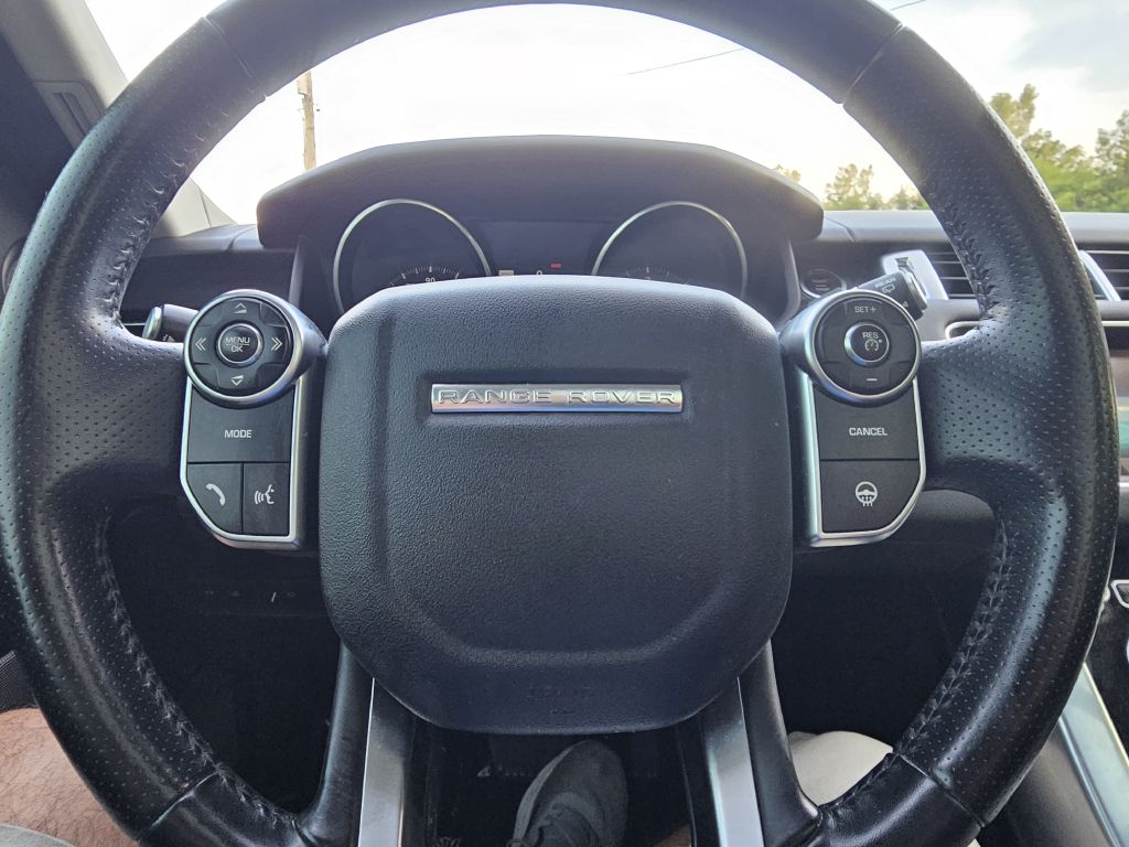 Photo 30 of this LAND ROVER RANGE ROVER SPO