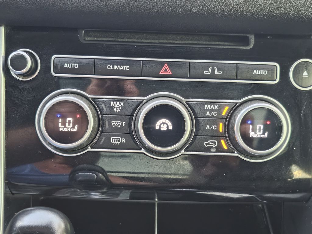 Photo 39 of this LAND ROVER RANGE ROVER SPO