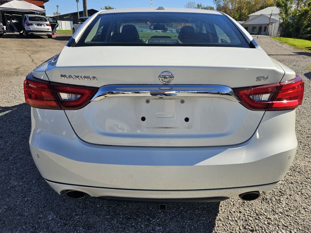 Photo 4 of this NISSAN MAXIMA