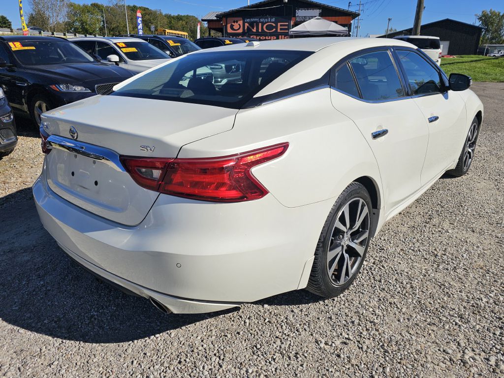 Photo 5 of this NISSAN MAXIMA