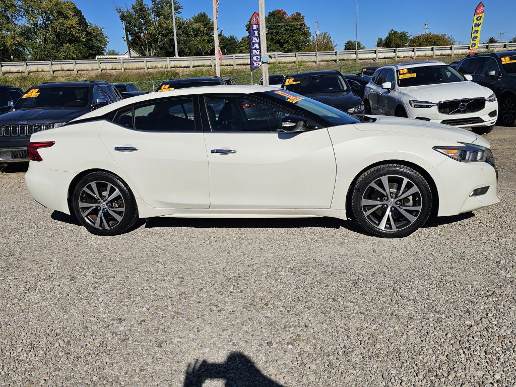 Photo 6 of this NISSAN MAXIMA
