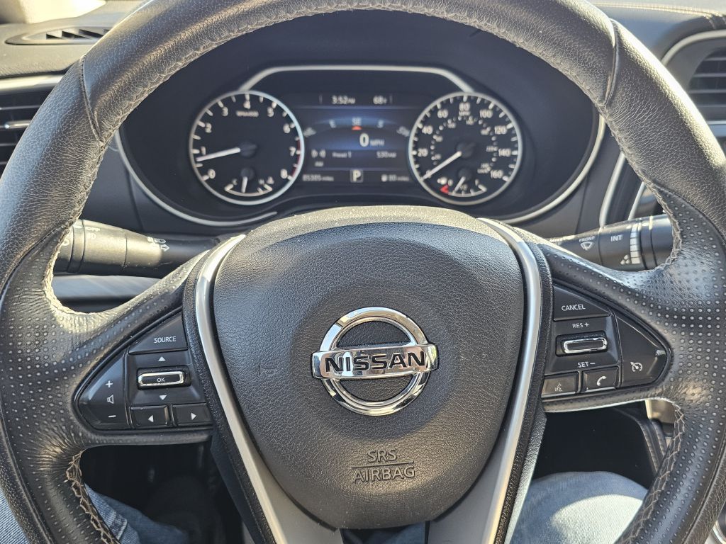 Photo 24 of this NISSAN MAXIMA