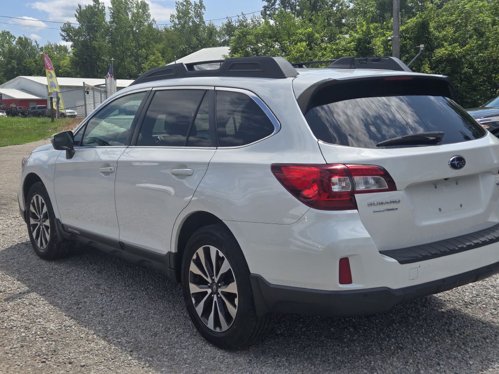 Photo 7 of this SUBARU OUTBACK