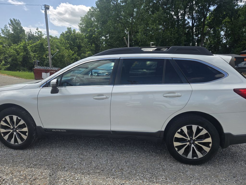 Photo 8 of this SUBARU OUTBACK