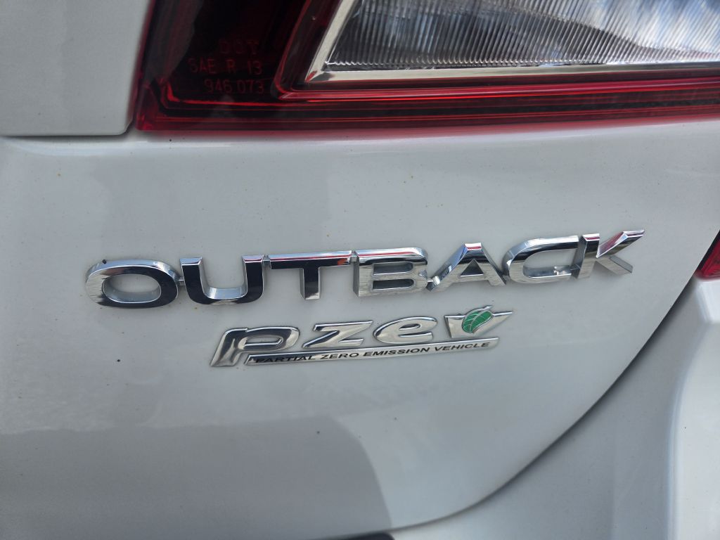 Photo 12 of this SUBARU OUTBACK