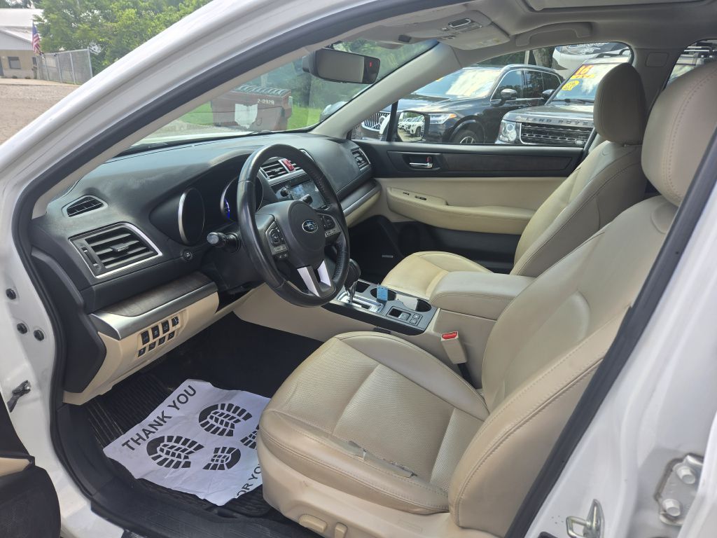 Photo 13 of this SUBARU OUTBACK