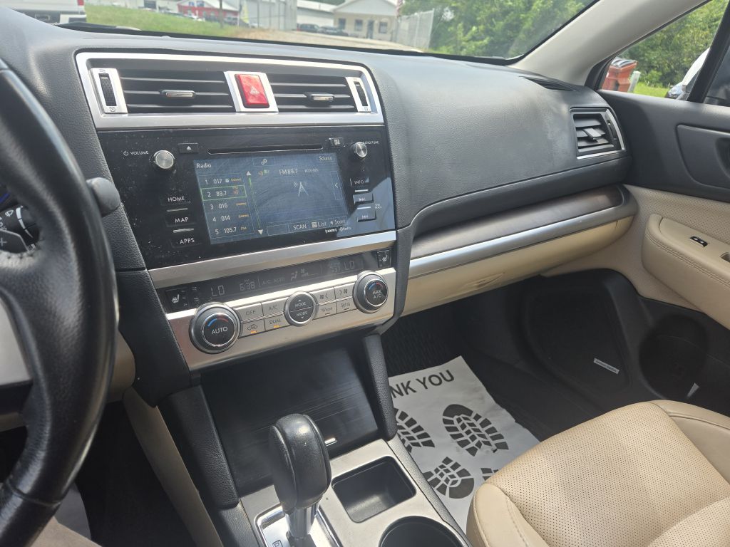 Photo 18 of this SUBARU OUTBACK