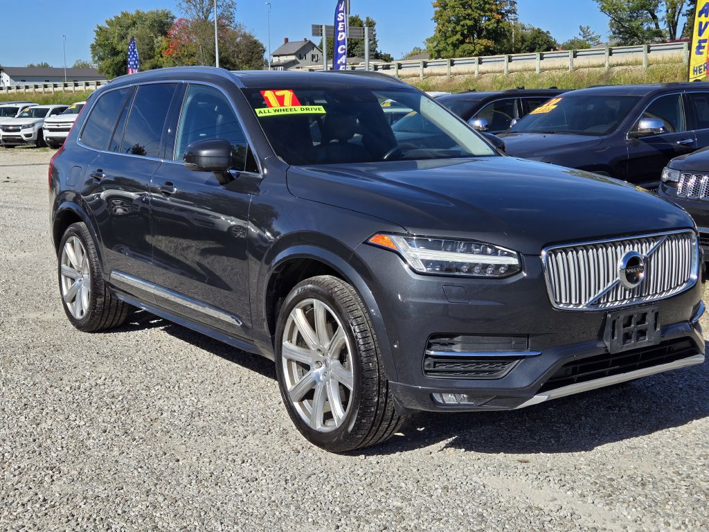 Photo 3 of this VOLVO XC90