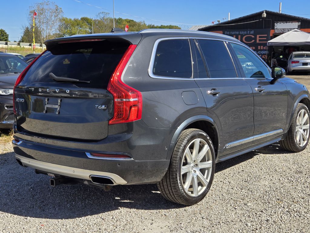 Photo 5 of this VOLVO XC90