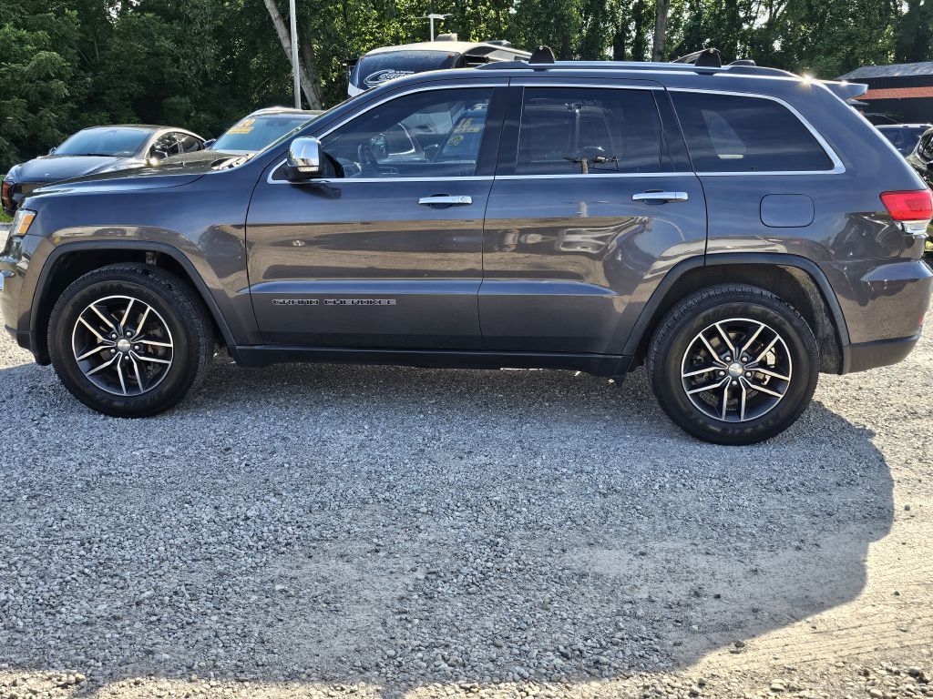 View vehicle photo 2
