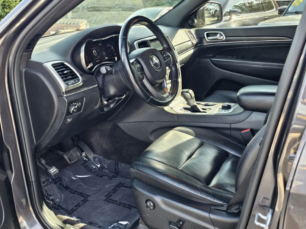 Photo 16 of this JEEP GRAND CHEROKEE
