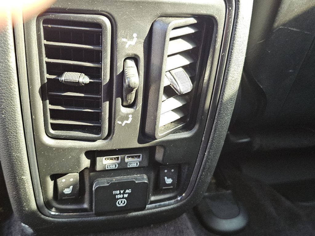 Photo 20 of this JEEP GRAND CHEROKEE