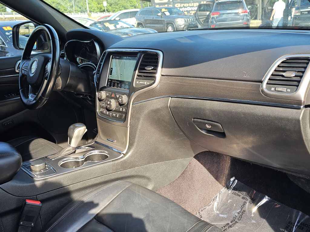 Photo 23 of this JEEP GRAND CHEROKEE