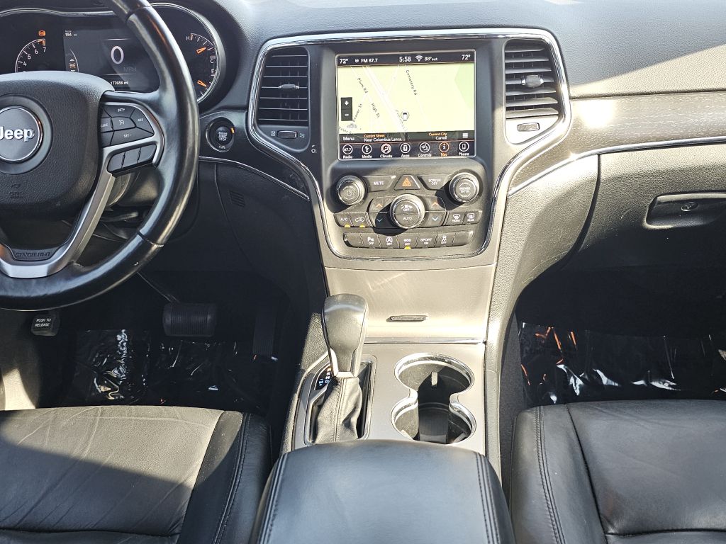 Photo 24 of this JEEP GRAND CHEROKEE