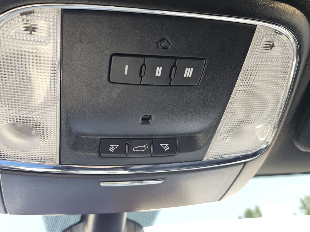 Photo 29 of this JEEP GRAND CHEROKEE