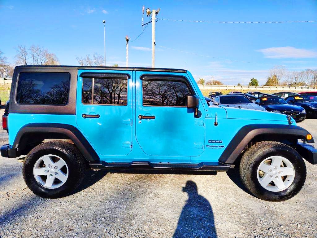Photo 3 of this JEEP WRANGLER UNLIMI