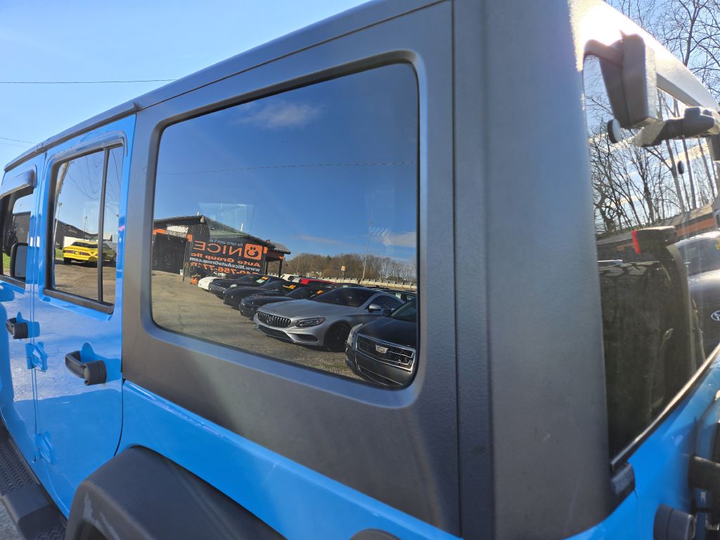 Photo 12 of this JEEP WRANGLER UNLIMI