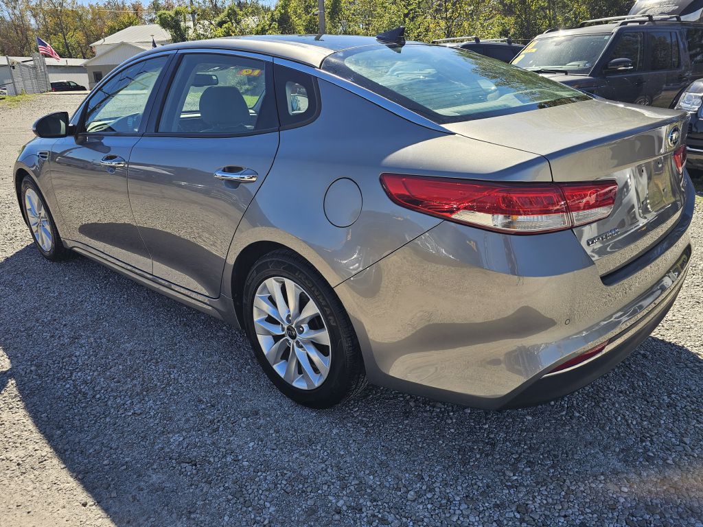 Photo 3 of this KIA OPTIMA