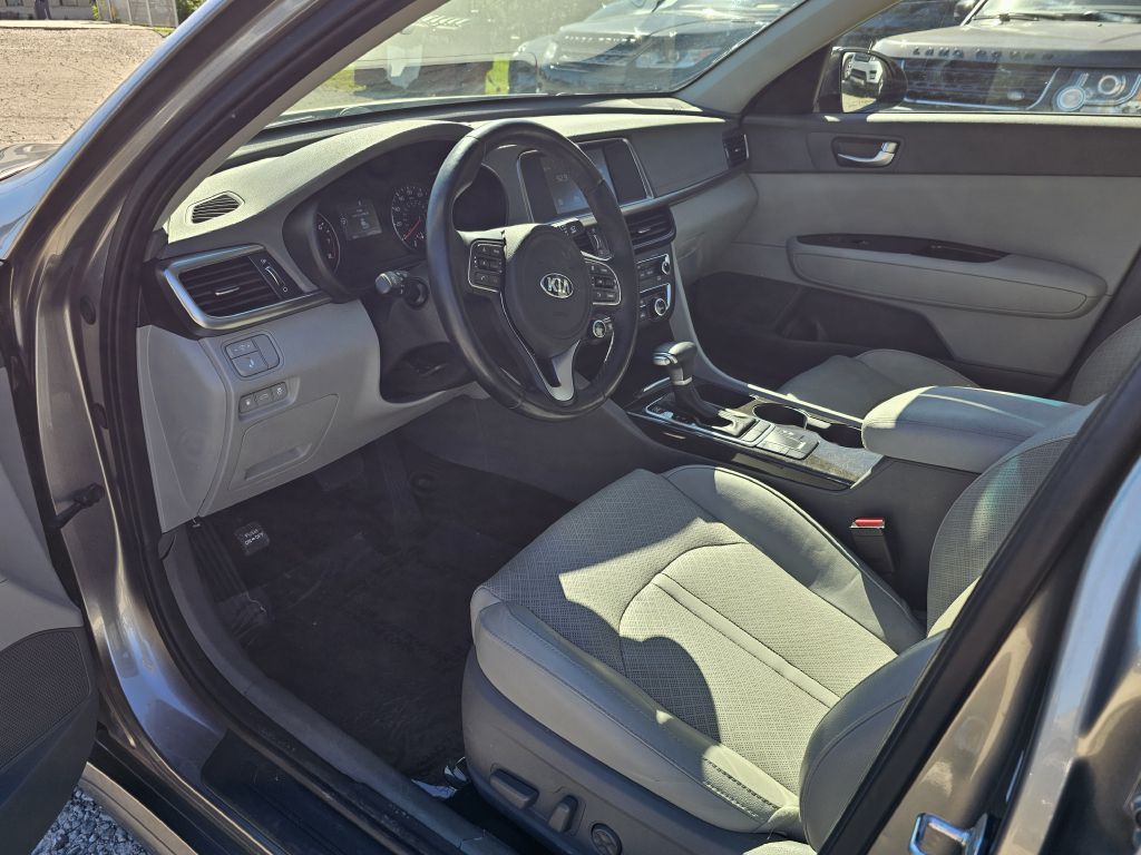 Photo 23 of this KIA OPTIMA