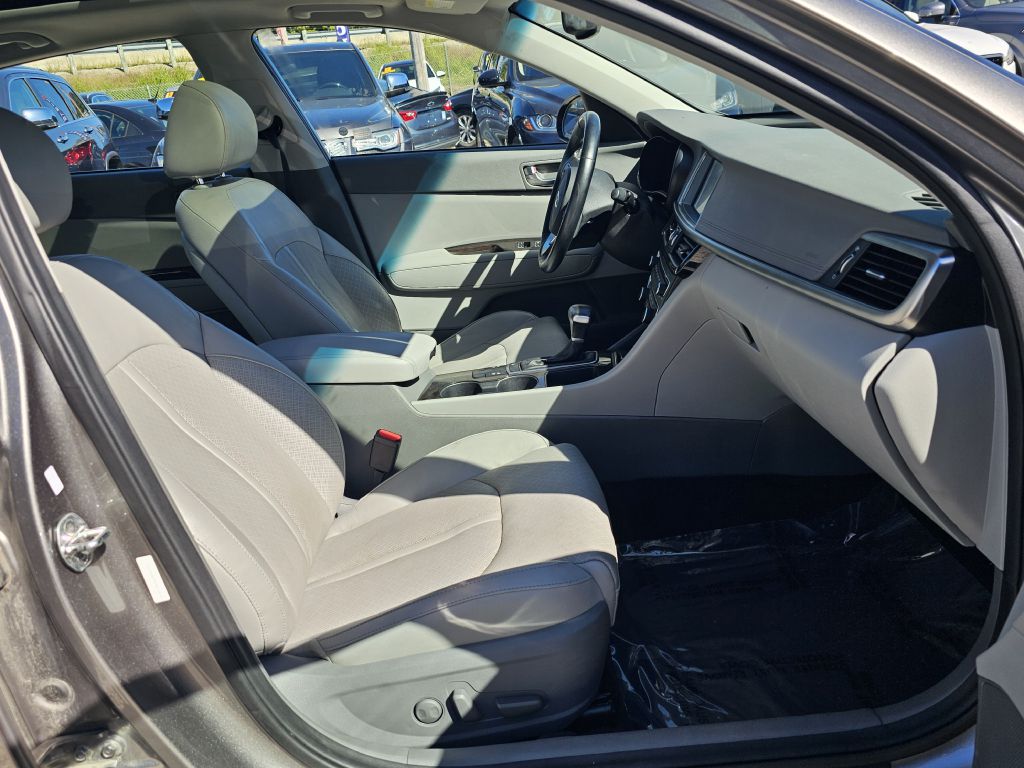 Photo 25 of this KIA OPTIMA