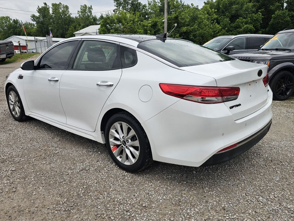 Photo 3 of this KIA OPTIMA