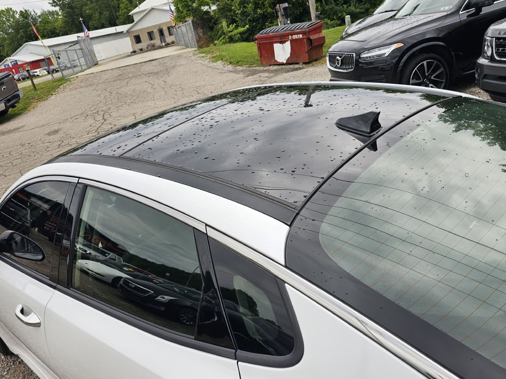 Photo 12 of this KIA OPTIMA