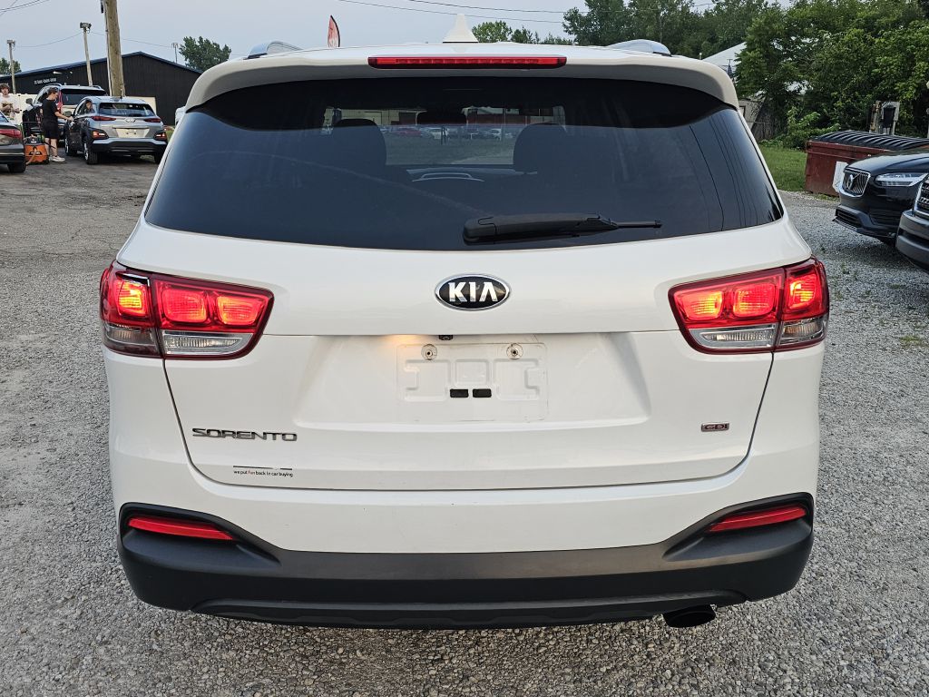Photo 4 of this KIA SORENTO