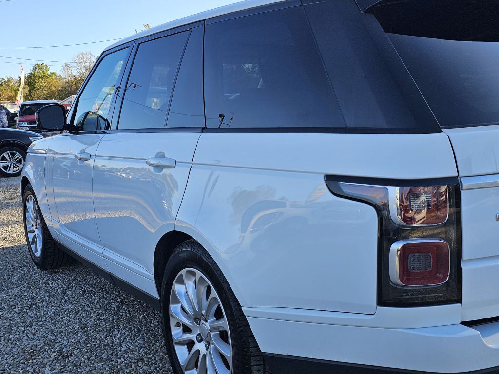 Photo 10 of this LAND ROVER RANGE ROVER