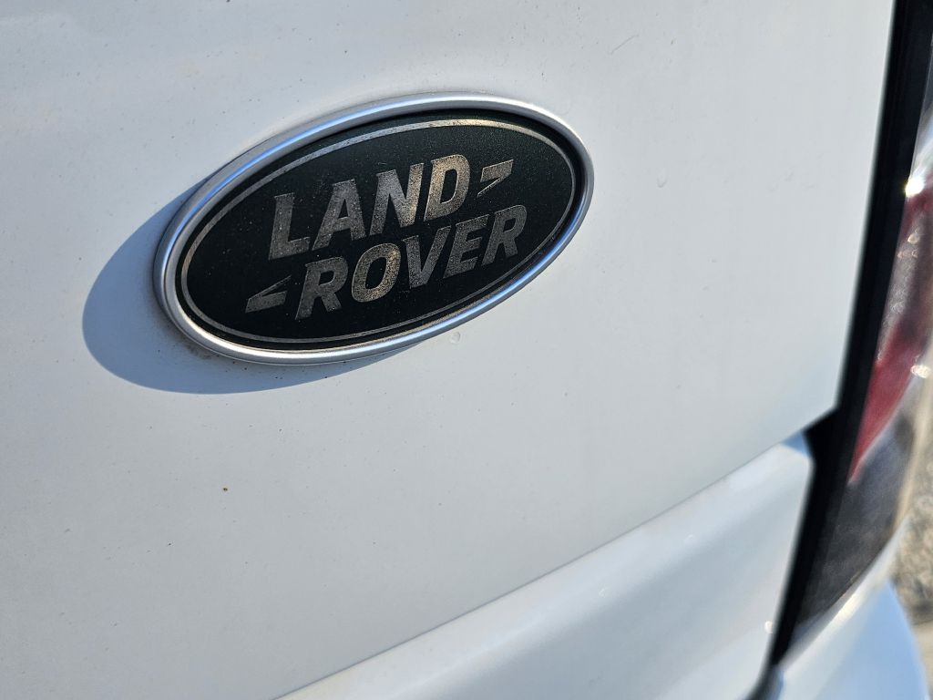 Photo 12 of this LAND ROVER RANGE ROVER