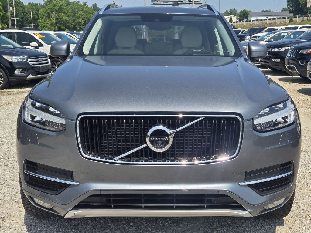 Photo 2 of this VOLVO XC90