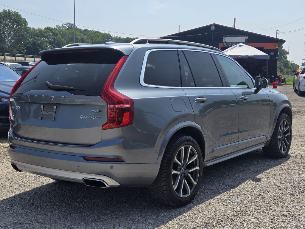 Photo 5 of this VOLVO XC90