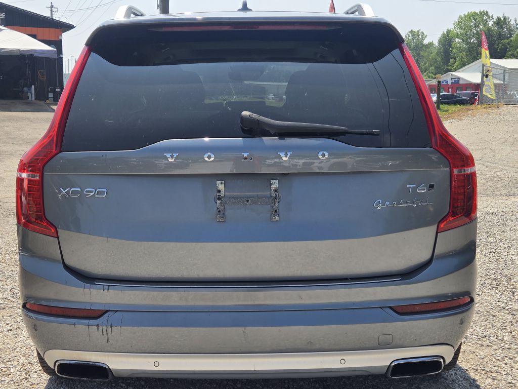 Photo 6 of this VOLVO XC90