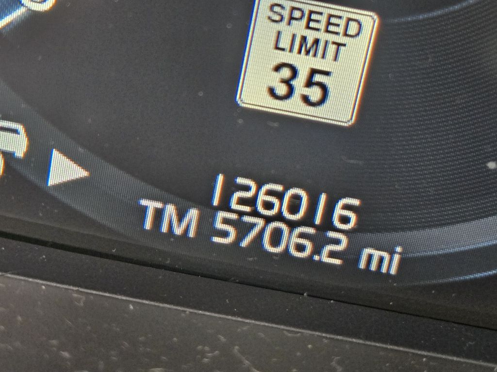 Photo 21 of this VOLVO XC90