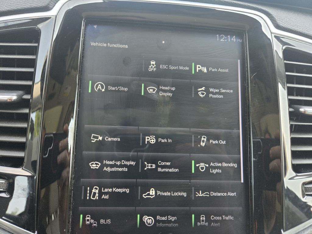 Photo 27 of this VOLVO XC90