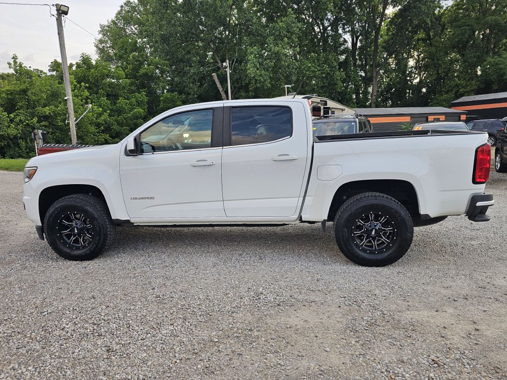 Photo 2 of this CHEVROLET COLORADO