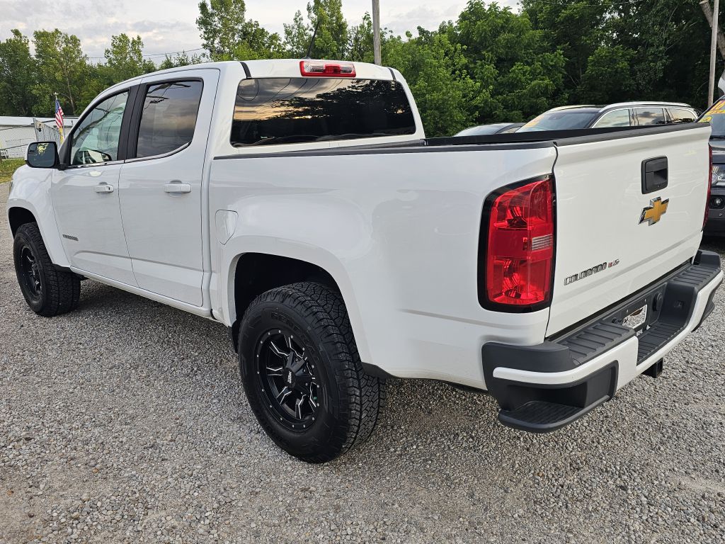 Photo 3 of this CHEVROLET COLORADO