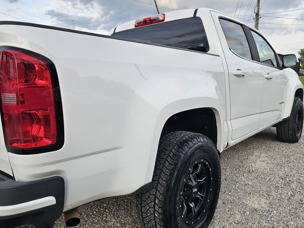 Photo 9 of this CHEVROLET COLORADO