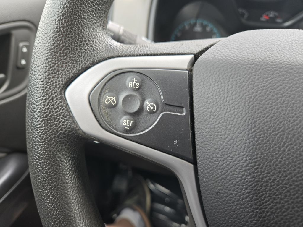 Photo 21 of this CHEVROLET COLORADO
