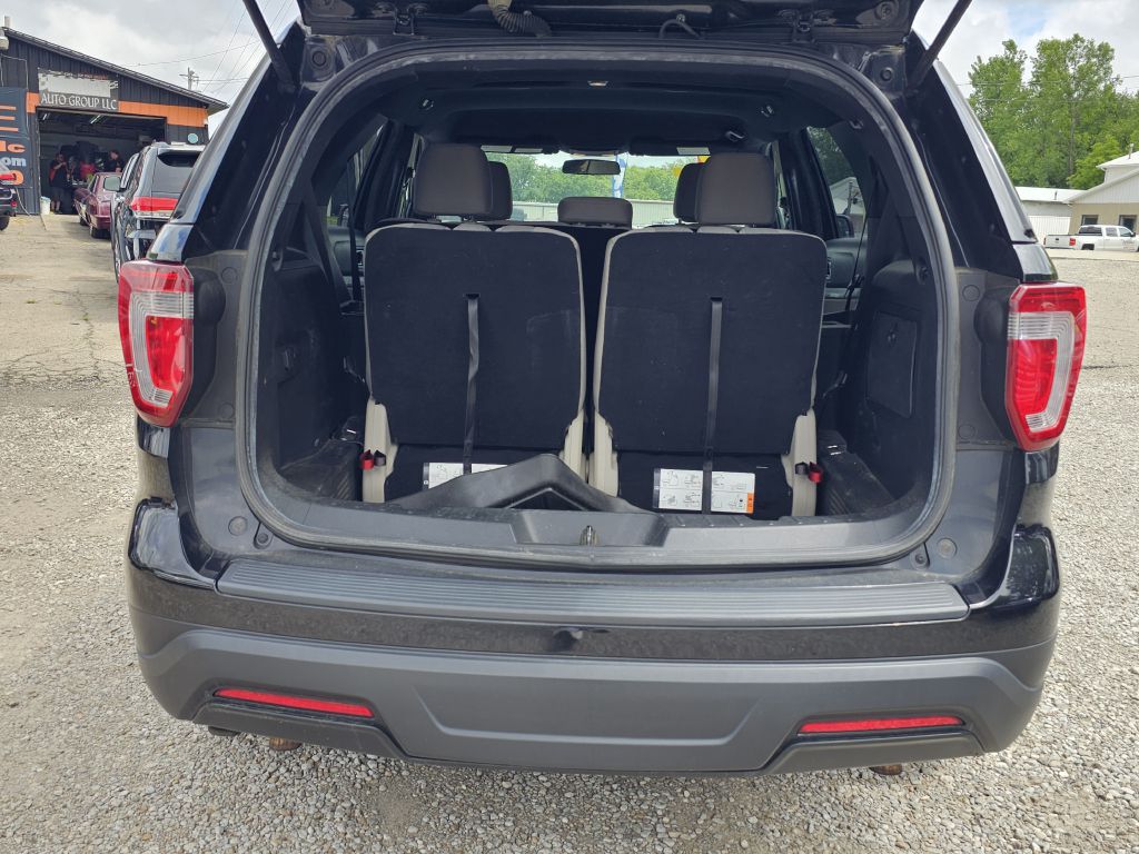 Photo 13 of this FORD EXPLORER
