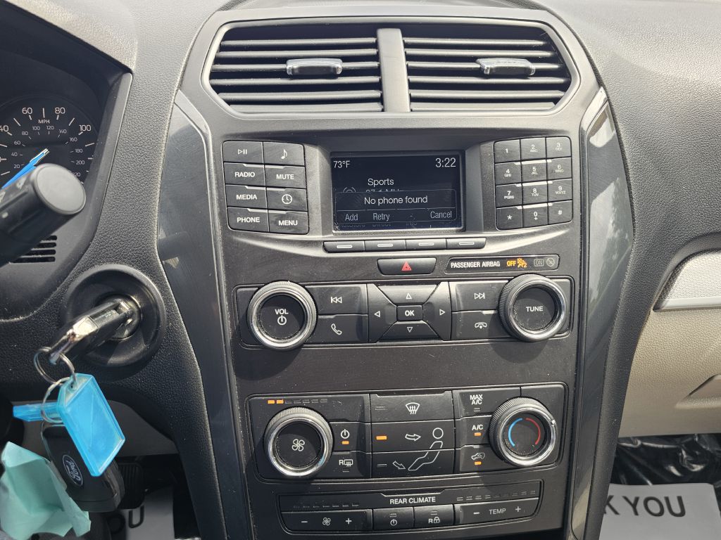 Photo 31 of this FORD EXPLORER