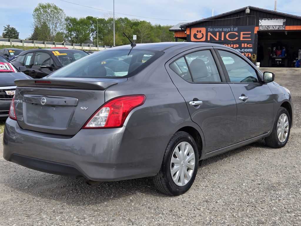 Photo 5 of this NISSAN VERSA