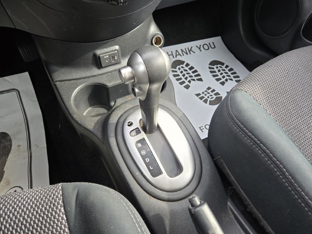 Photo 20 of this NISSAN VERSA