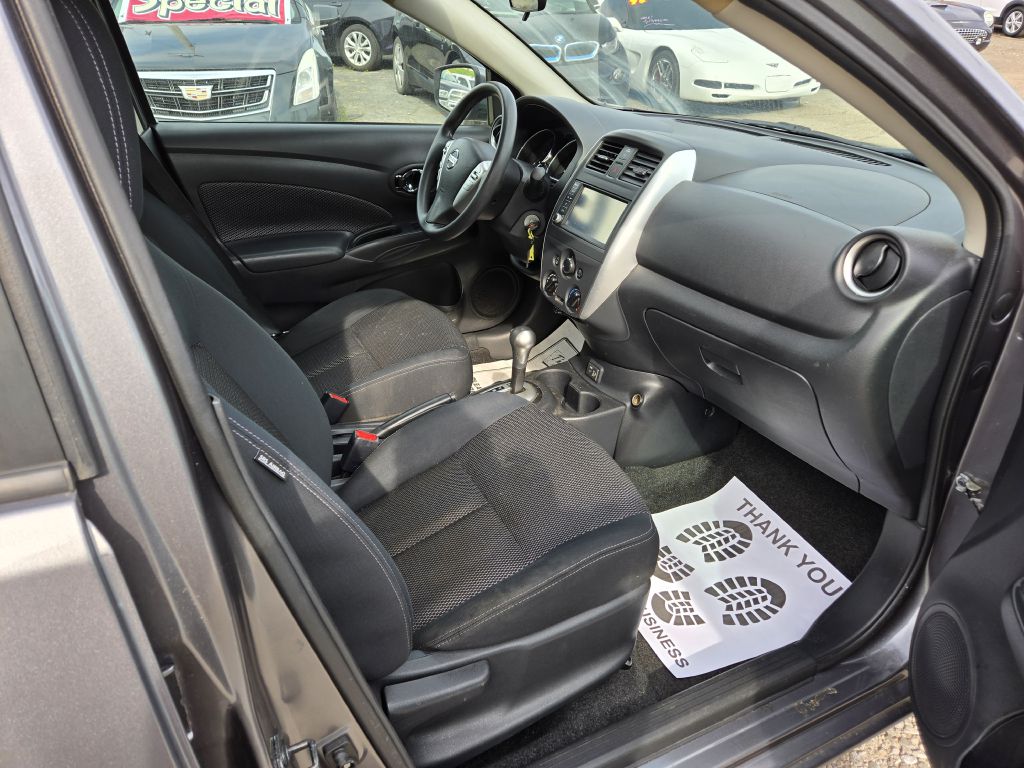 Photo 26 of this NISSAN VERSA