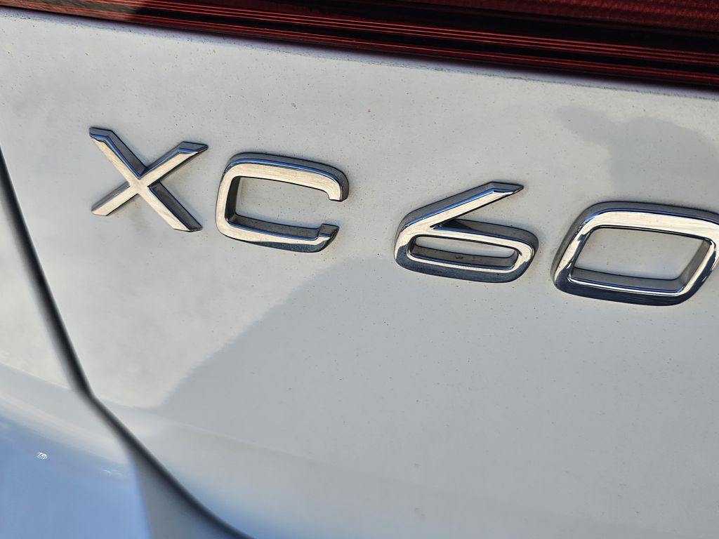 Photo 11 of this VOLVO XC60