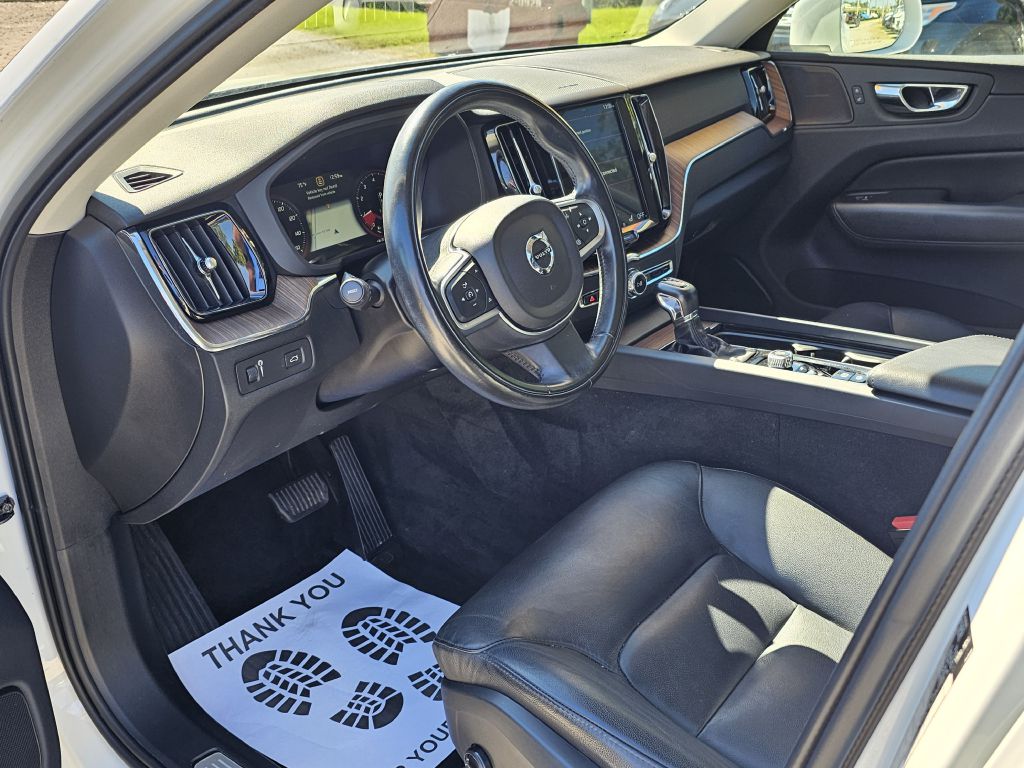 Photo 22 of this VOLVO XC60