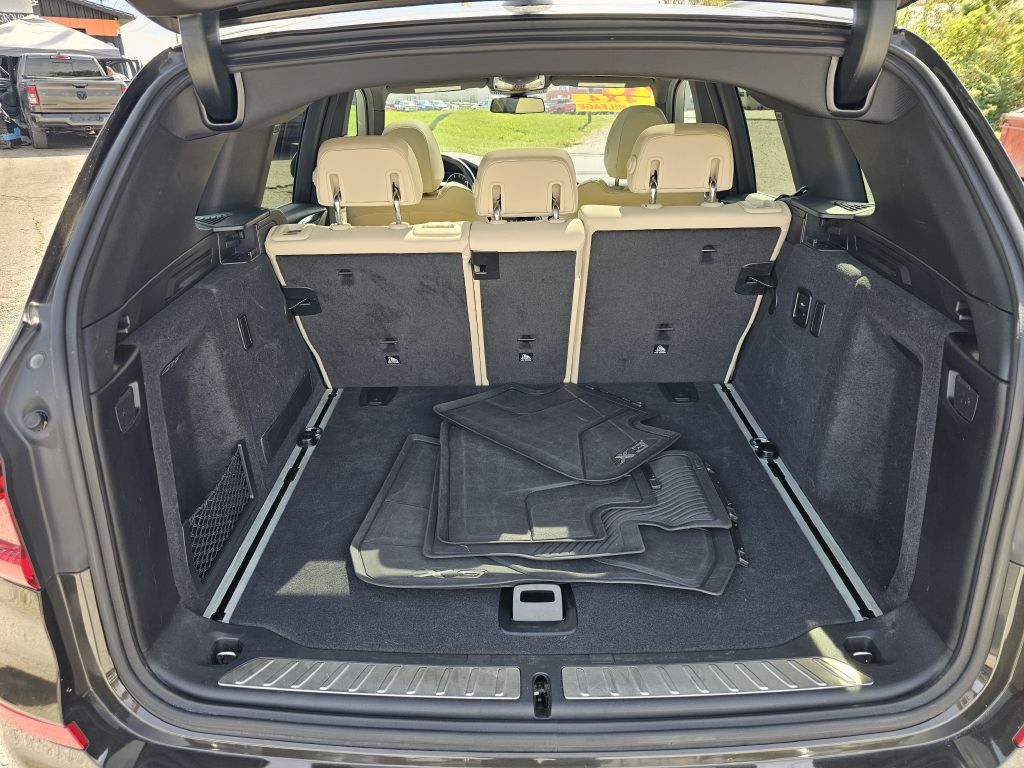 Photo 15 of this BMW X3