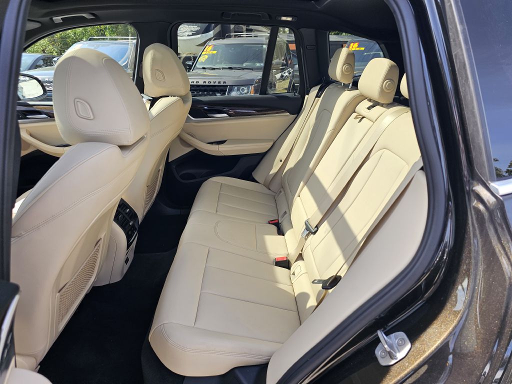 Photo 17 of this BMW X3
